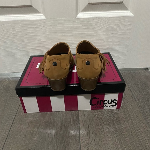 Circus by Sam Edelman western ankle booties in size 6. - Picture 5 of 5